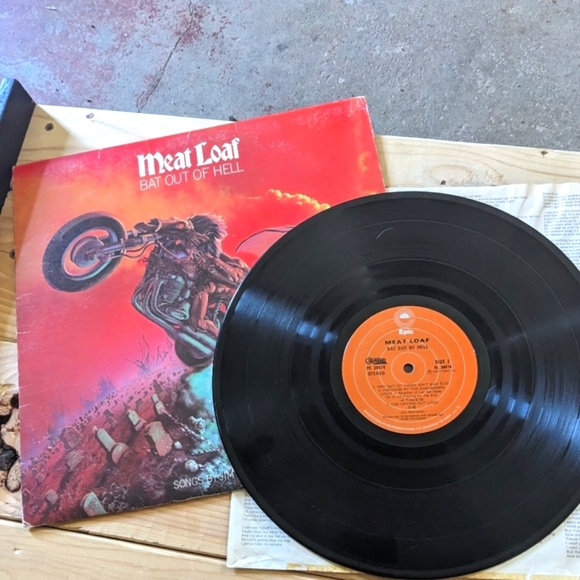 Vintage MEAT LOAF LP | Bat Out of Hell Vinyl Record - Picture 2 of 4